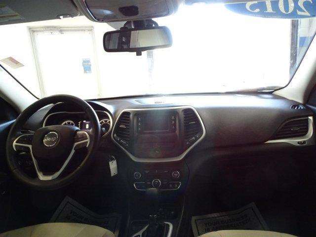 2015 Jeep Cherokee FWD 4dr Latitude